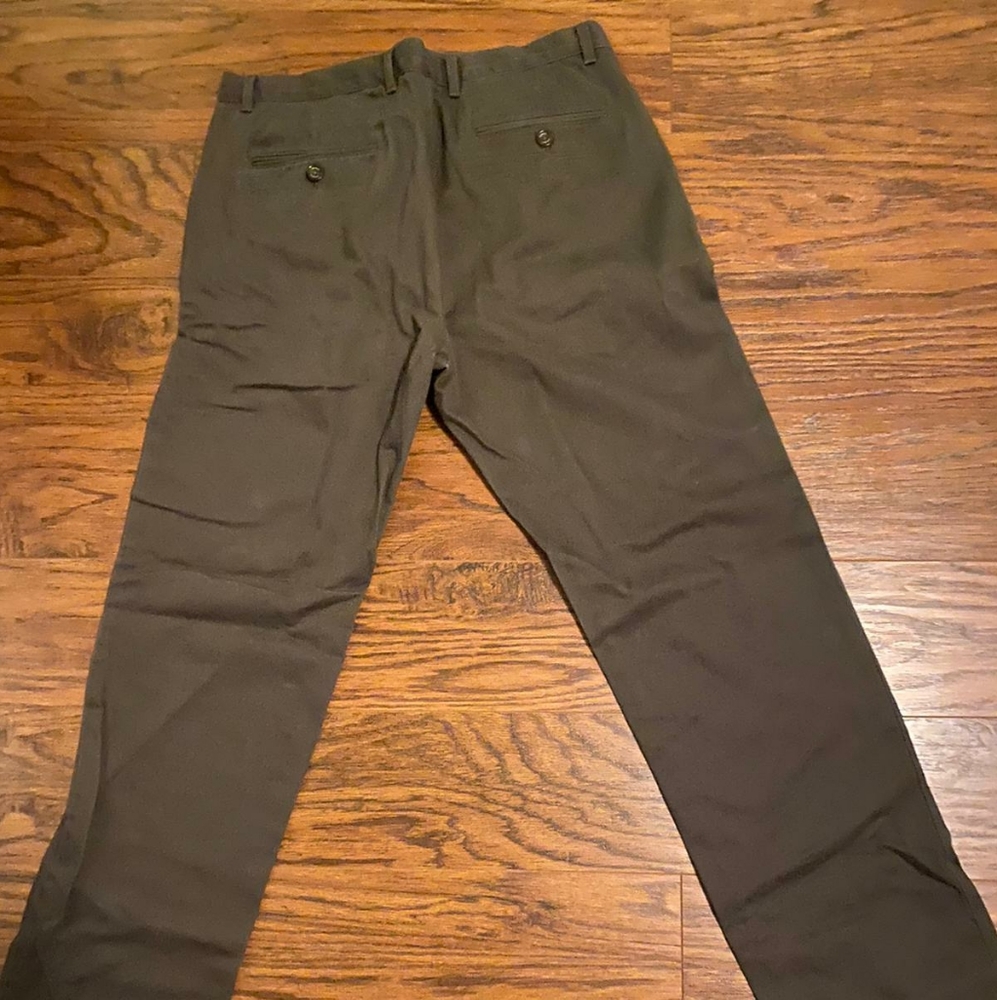 Banana Republic  men's casual pants.